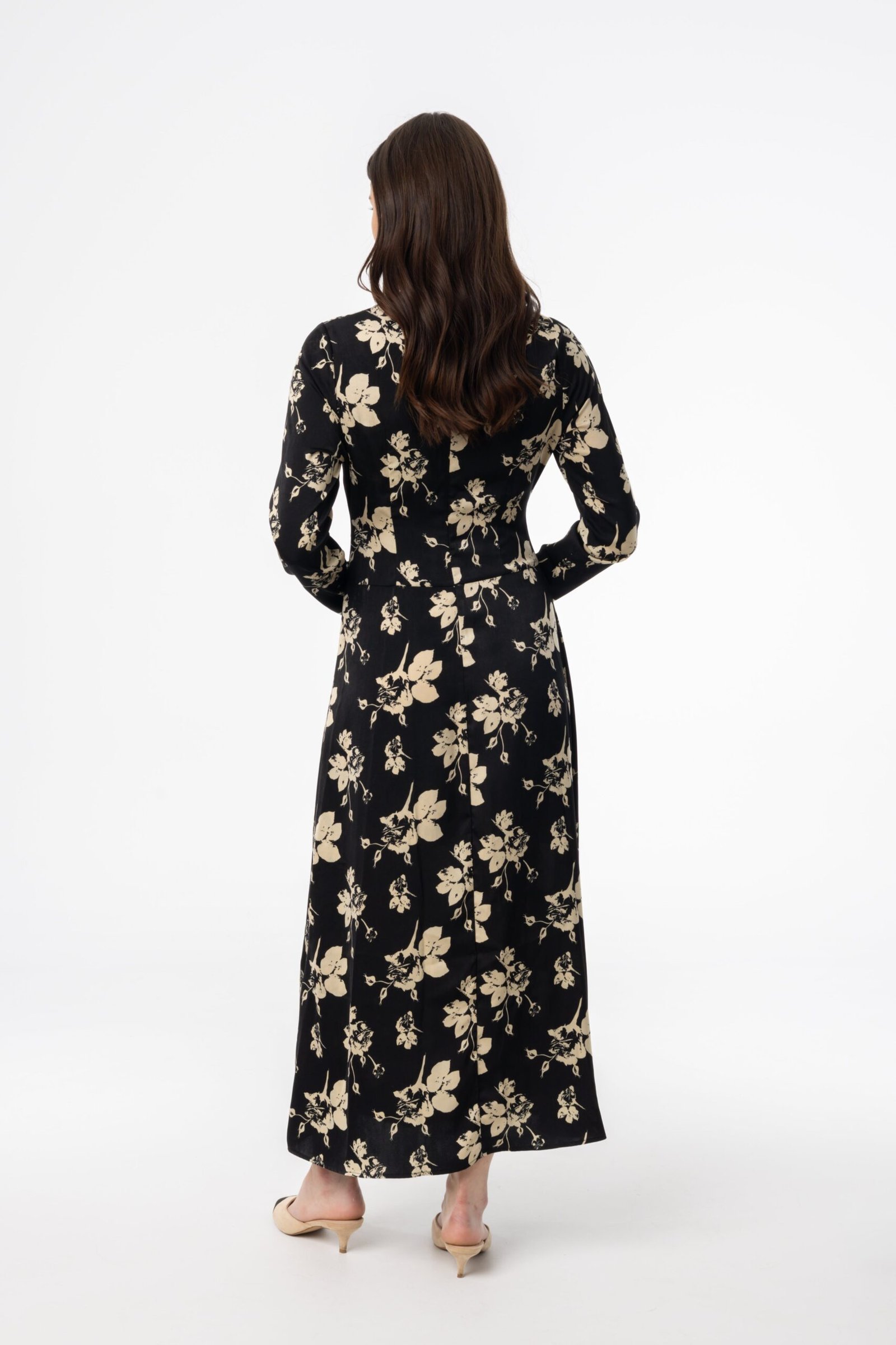 Black Floral Ruched Maxi Dress - Image 3
